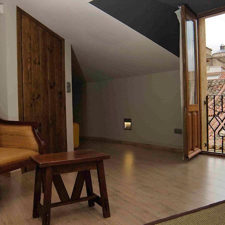Casa Rural La Botica Oropesa Exterior photo